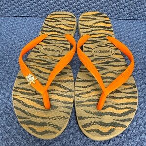 Havaianas Tiger Stripe Flip‎ Flops with Rhinestone Turtle and Orange Straps